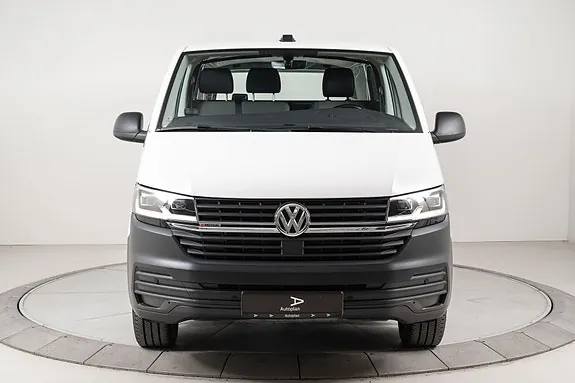 Volkswagen Transporter 2024 photo 3