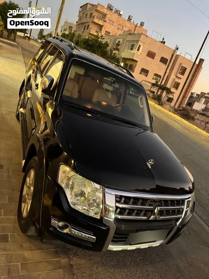 Mitsubishi Pajero 2014 photo 3