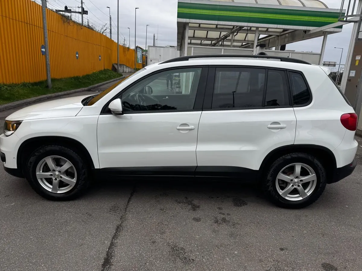 Volkswagen Tiguan 2015 photo 2
