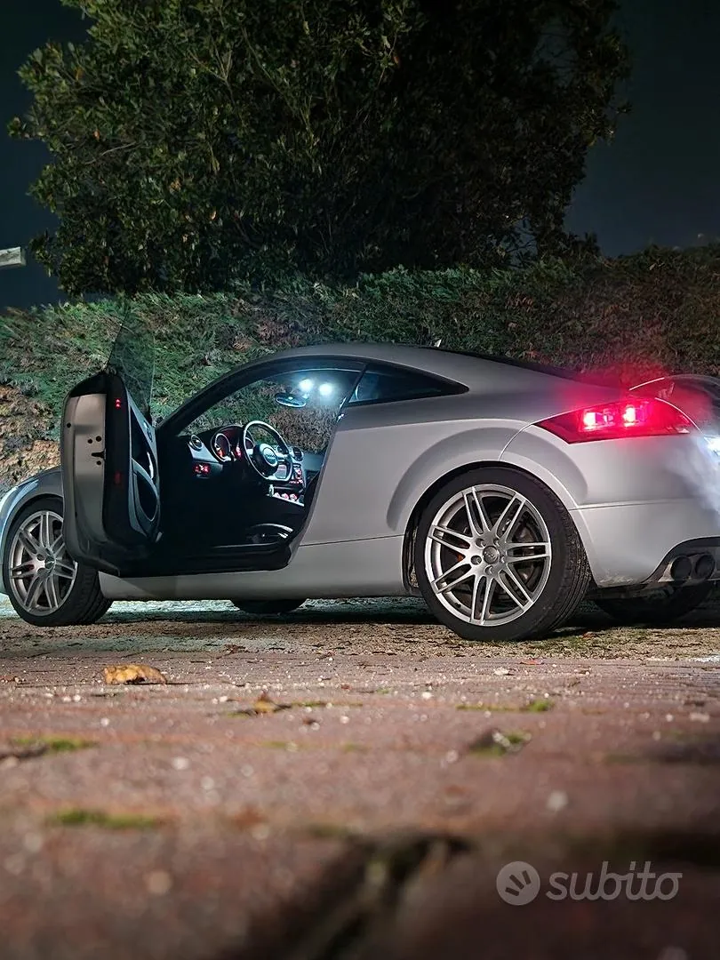 Audi Tt 2008 photo 2