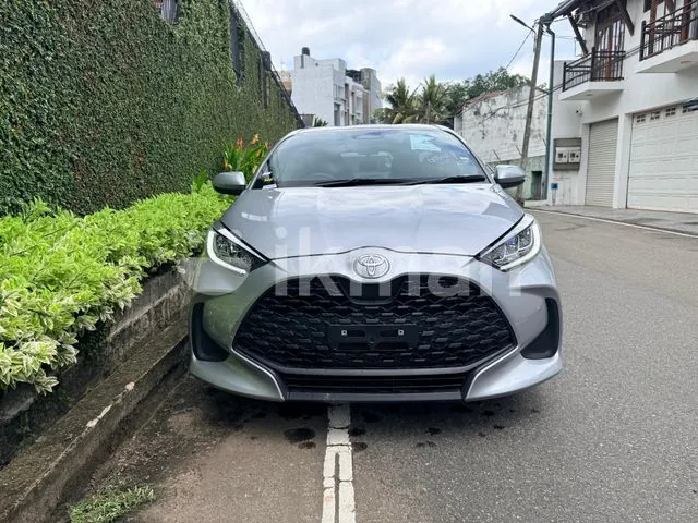 Toyota Yaris 2024 photo 2