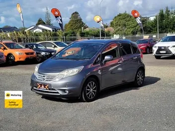 Nissan Note 2014 photo 4