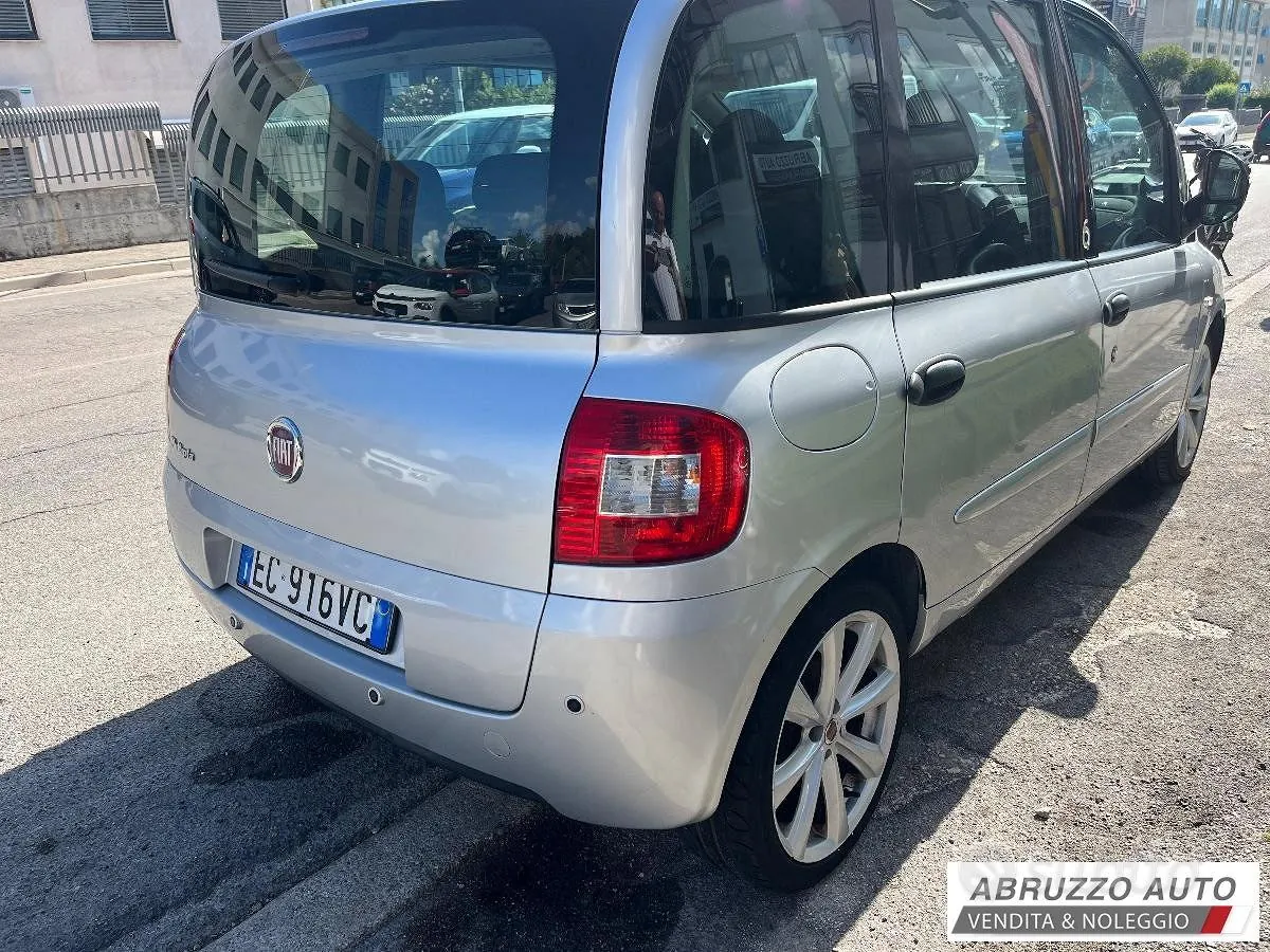 Fiat Multipla 2010 photo 4