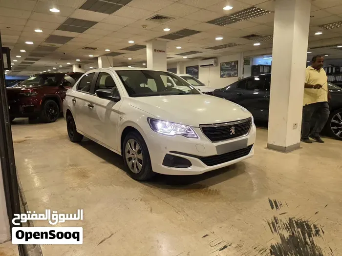 Peugeot 301 2022 photo 3