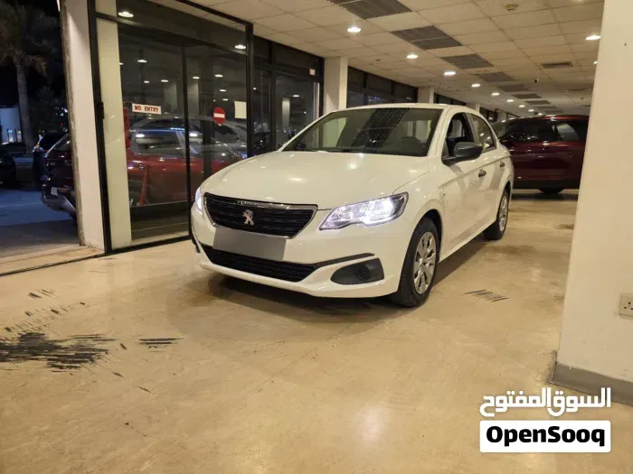 Peugeot 301 2022 photo 2