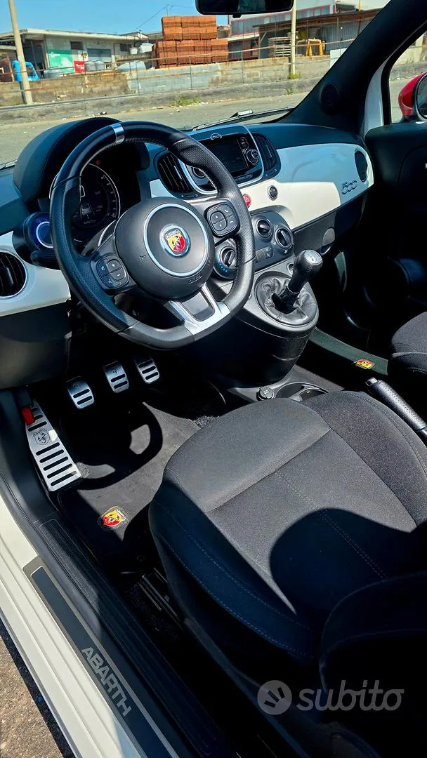 Abarth 595 2017 photo 3