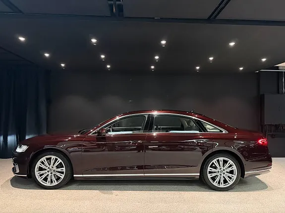Audi A8 2018 photo 3