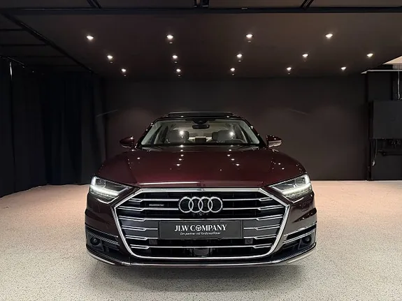 Audi A8 2018 photo 2