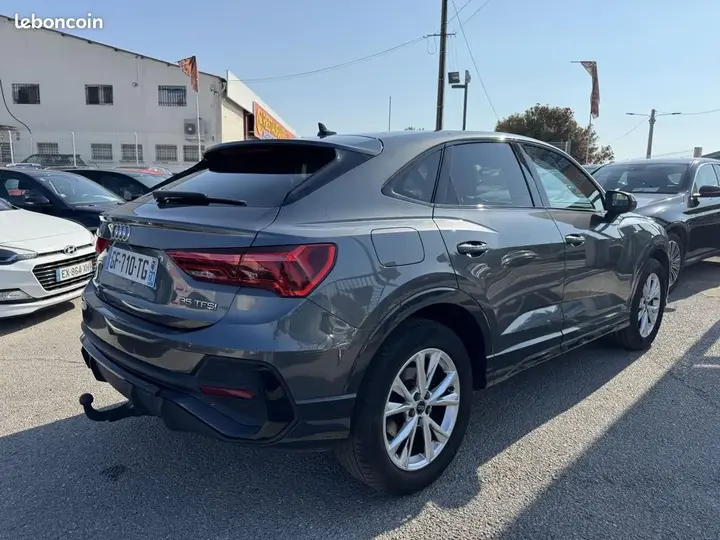 Audi Q3 2022 photo 4