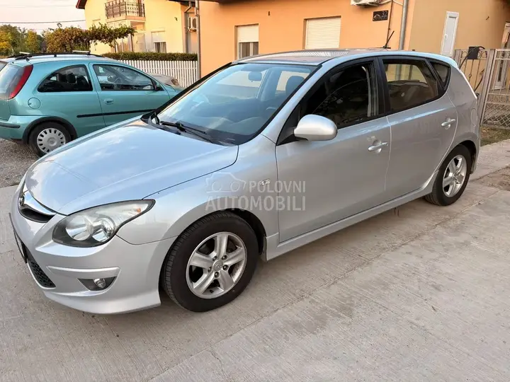 Hyundai I30 2010 photo 4