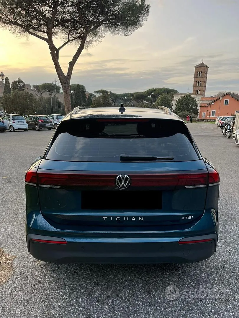 Volkswagen Tiguan 2024 photo 3
