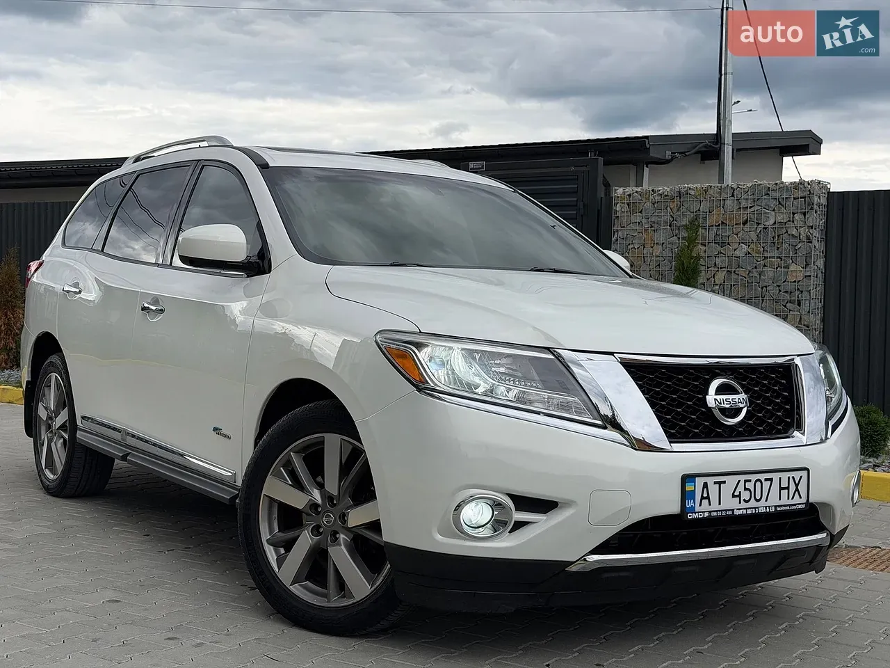 Nissan Pathfinder 2013 photo 4