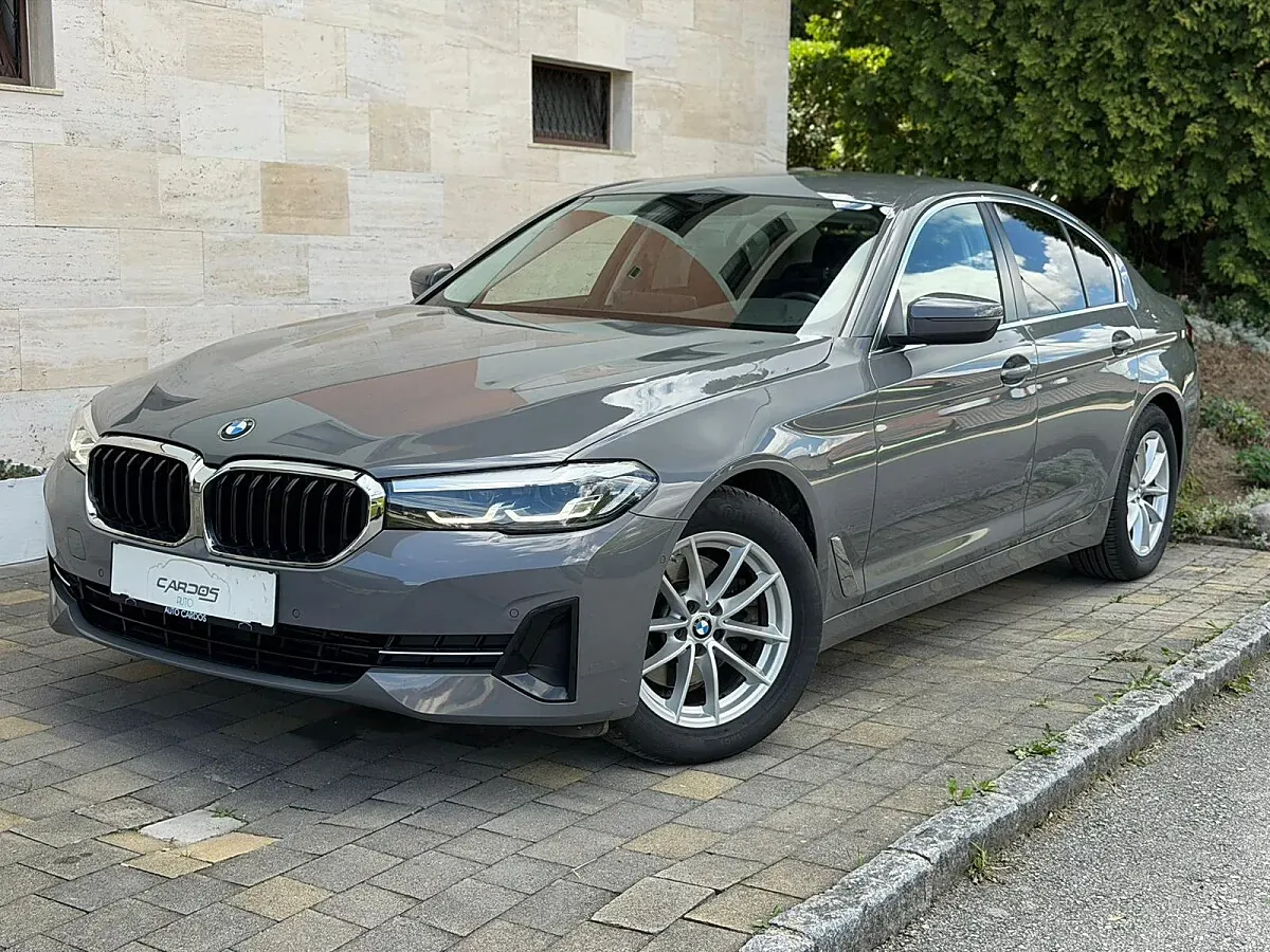 BMW 5 Series 2021 photo 3