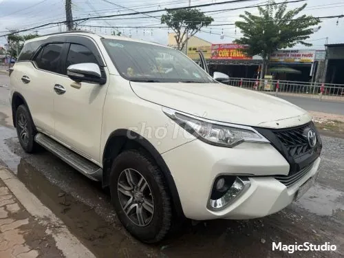 Toyota Fortuner 2017 photo 2