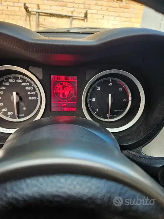 Alfa Romeo 159 2009 photo 4