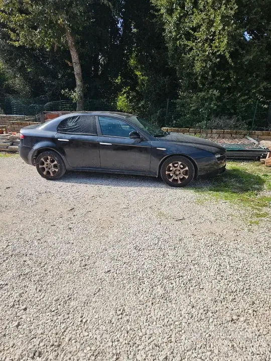 Alfa Romeo 159 2009 photo 2