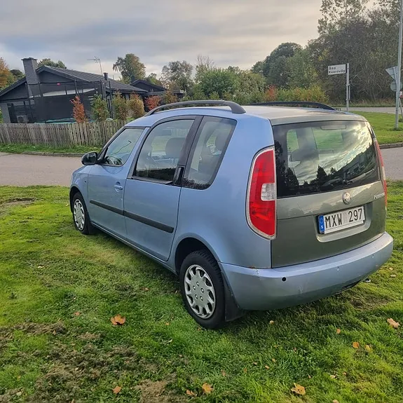 Skoda Roomster 2008 photo 5