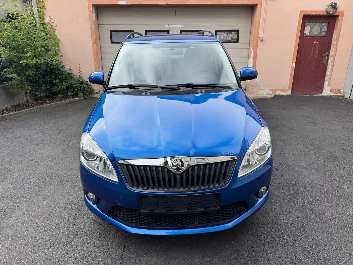 Skoda Fabia 2014 photo 2