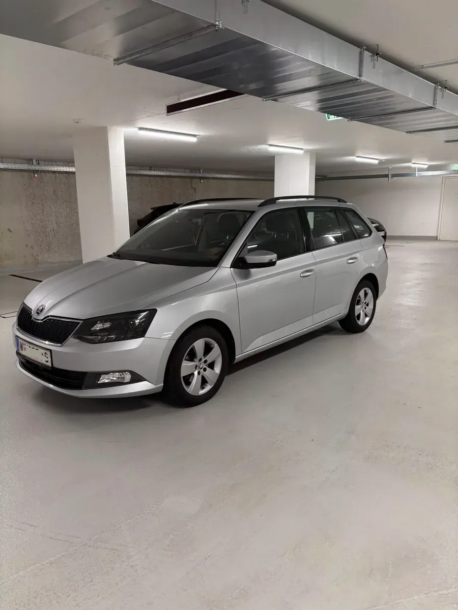 Skoda Fabia 2017 photo 3