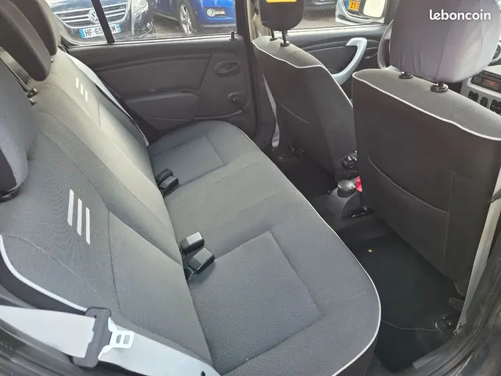 Dacia Sandero 2012 photo 5