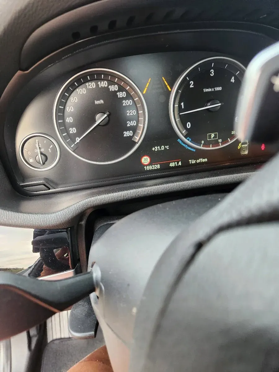 BMW X3 2015 photo 2