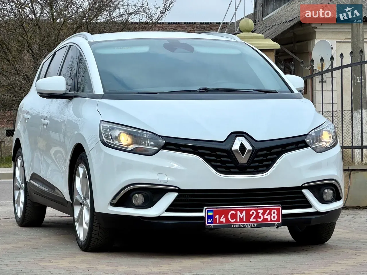 Renault Grand Scenic 2017 photo 4