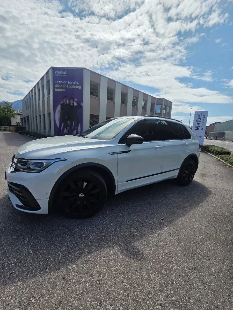 Volkswagen Tiguan 2024 photo 2