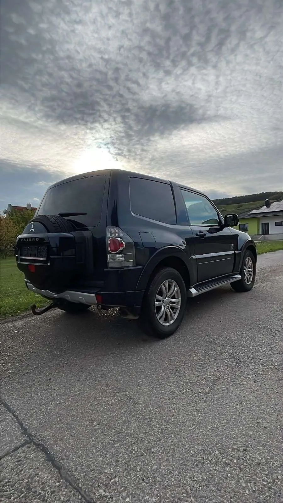 Mitsubishi Pajero 2013 photo 3