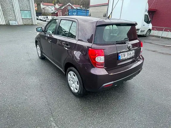 Toyota Urban Cruiser 2010 photo 2
