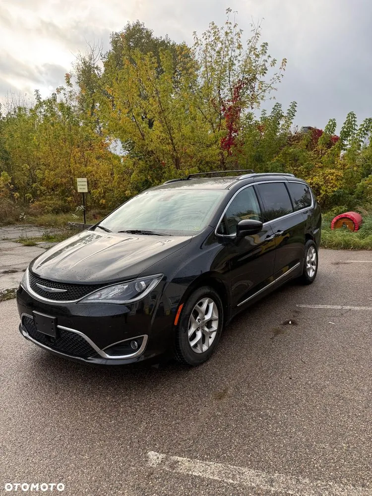 Chrysler Pacifica 2020 photo 3
