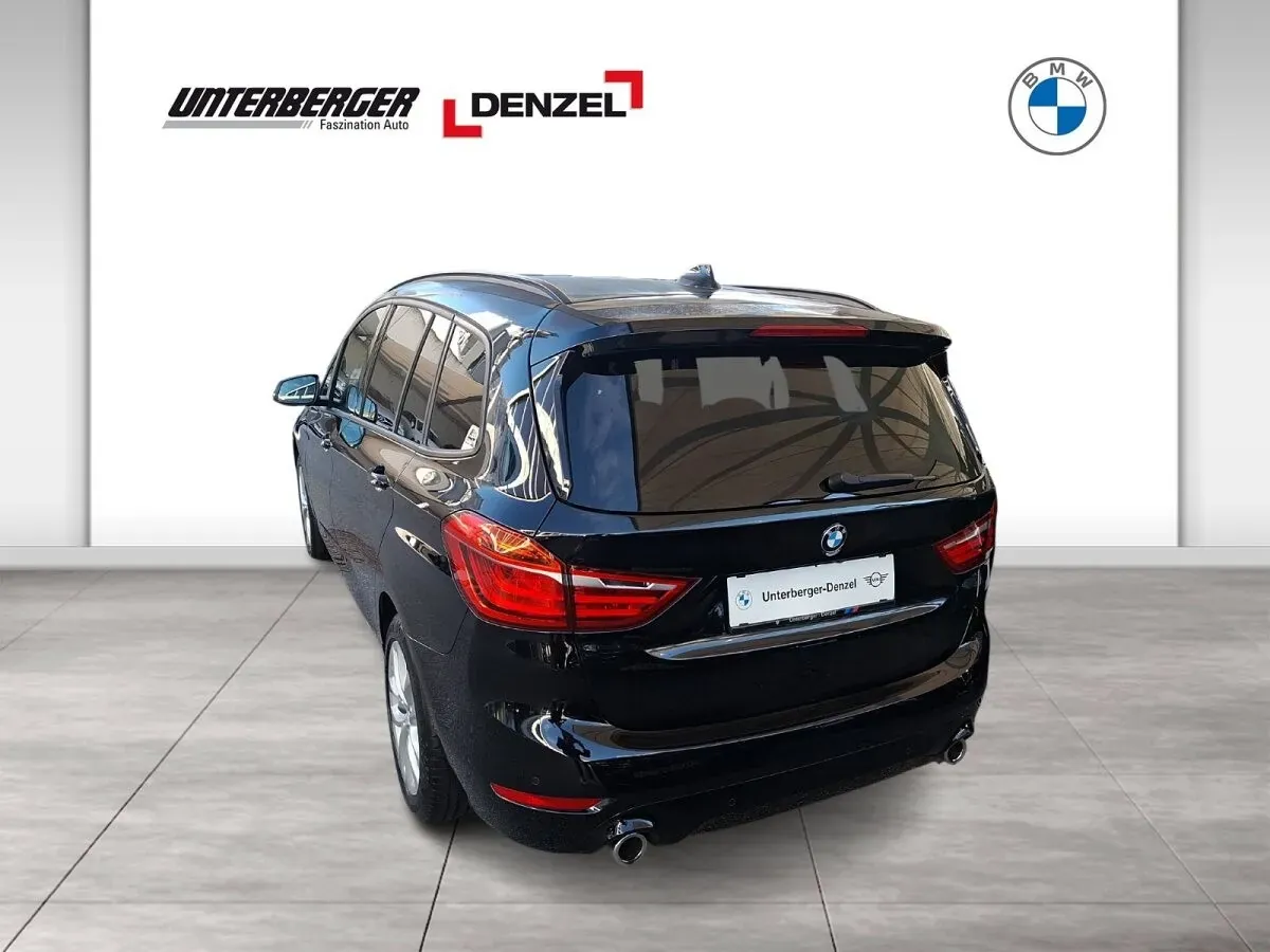 BMW 2 Series 2022 photo 2