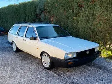 Volkswagen Passat 1987 photo 3