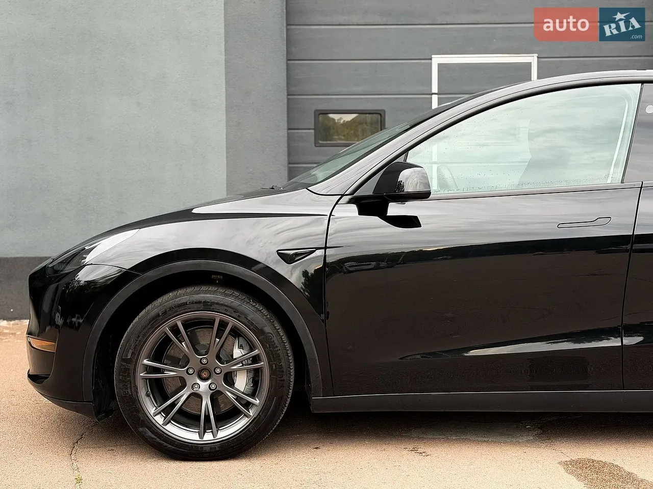 Tesla Model Y 2024 photo 5