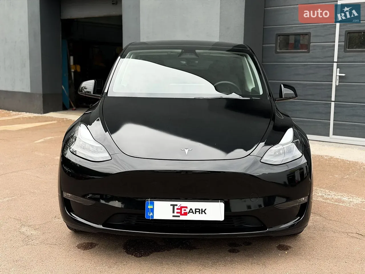 Tesla Model Y 2024 photo 3