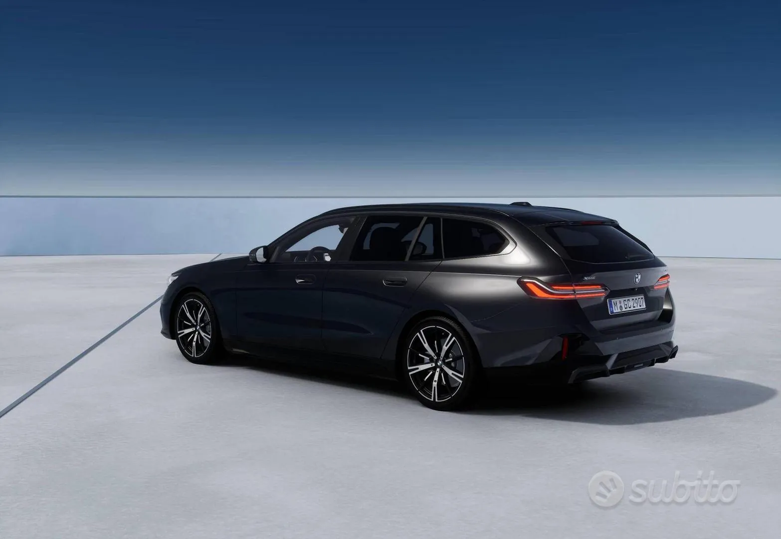 BMW 5 Series 2023 photo 2