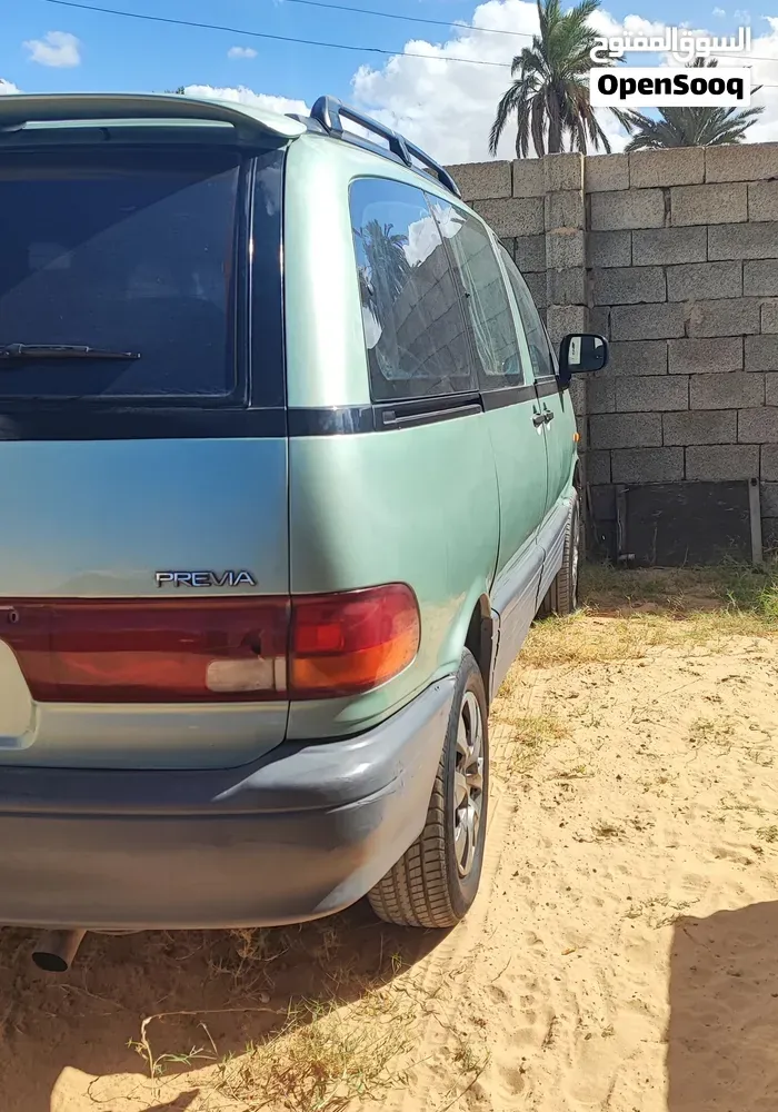 Toyota Previa 1998 photo 4