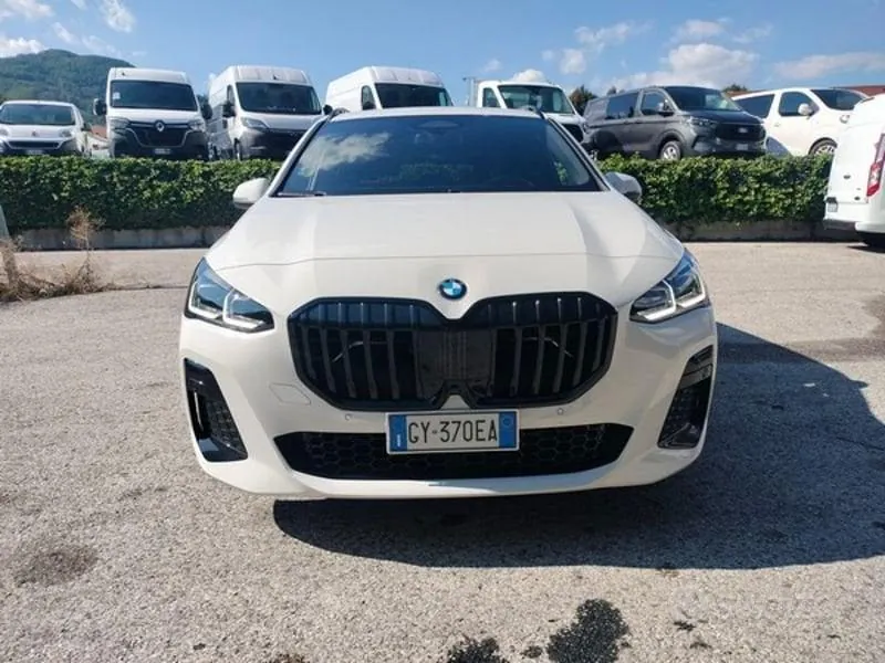 BMW 2 Series Active Tourer 2025 photo 2