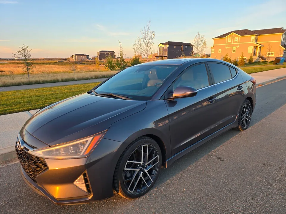 Hyundai Elantra 2019 photo 3