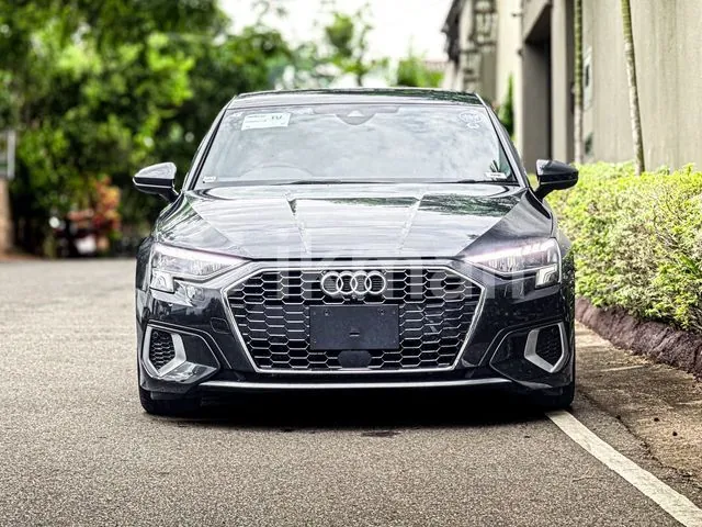 Audi A3 2023 photo 2