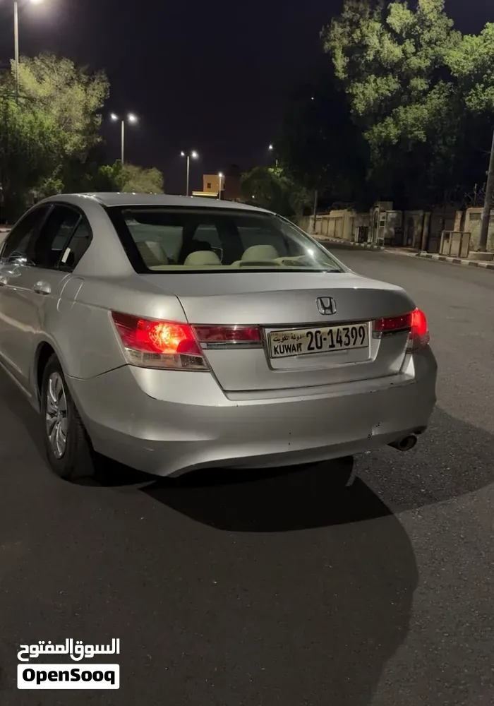 Honda Accord 2012 photo 4