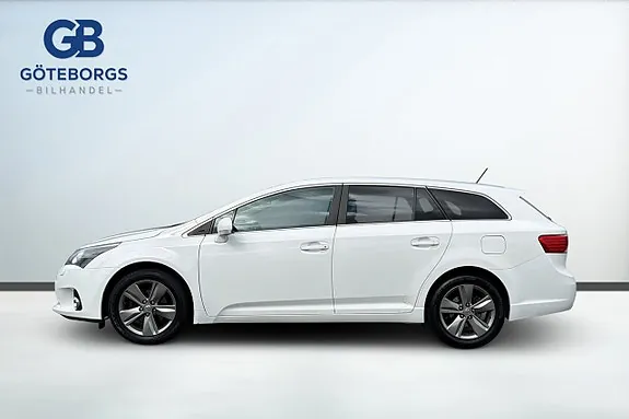 Toyota Avensis 2015 photo 3