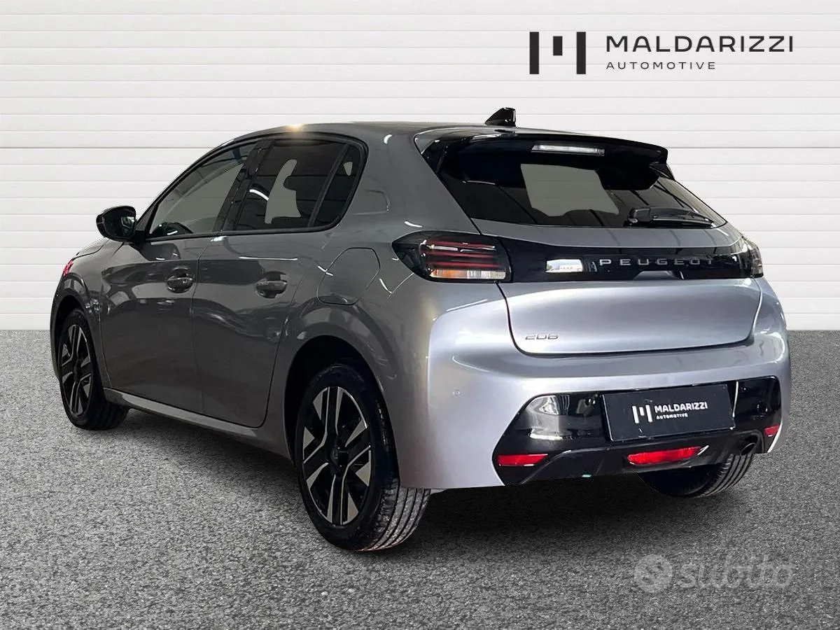 Peugeot 208 2025 photo 4