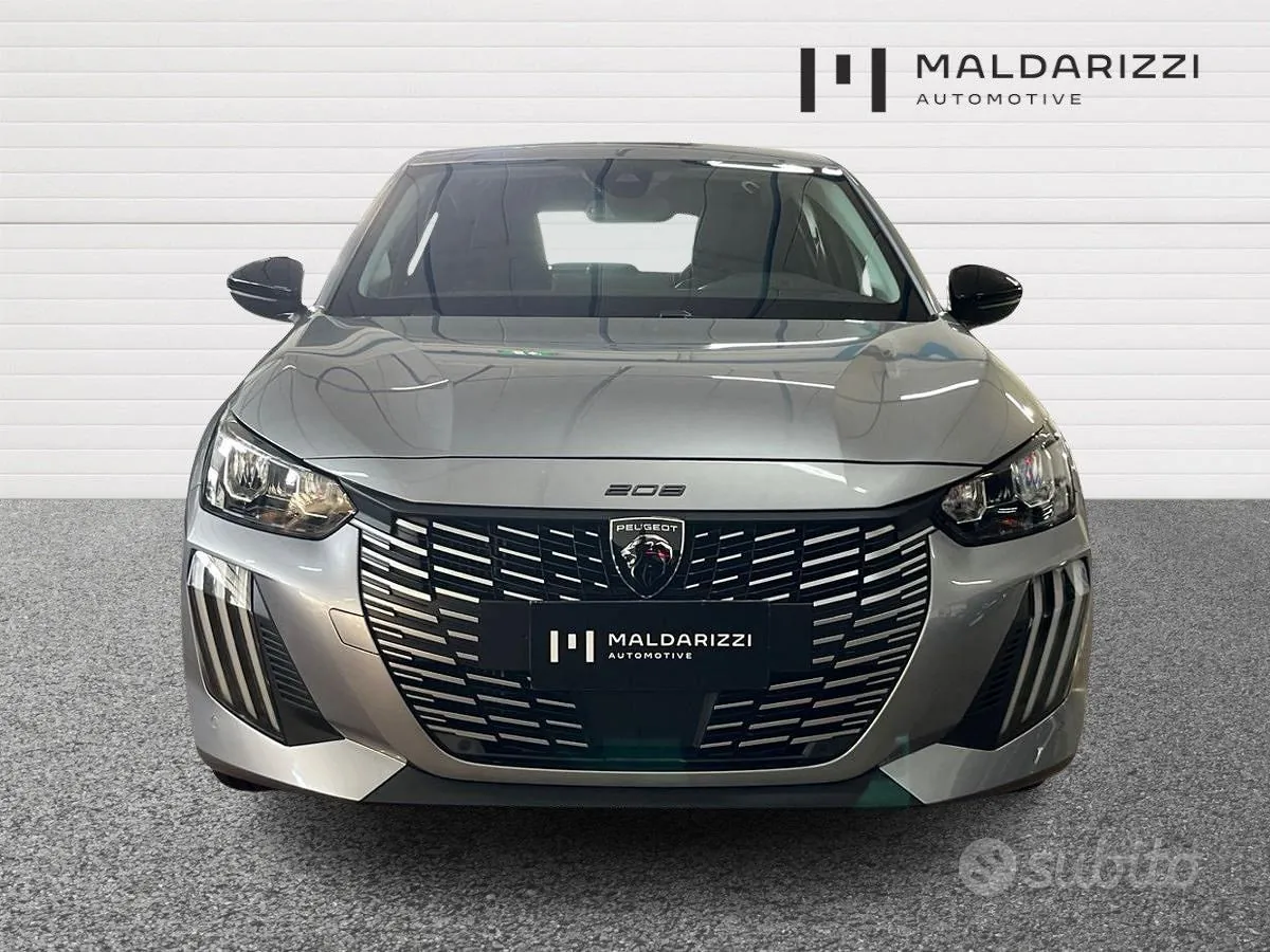 Peugeot 208 2025 photo 2