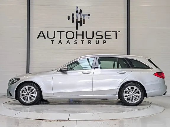 Mercedes-Benz C200 2018 photo 3