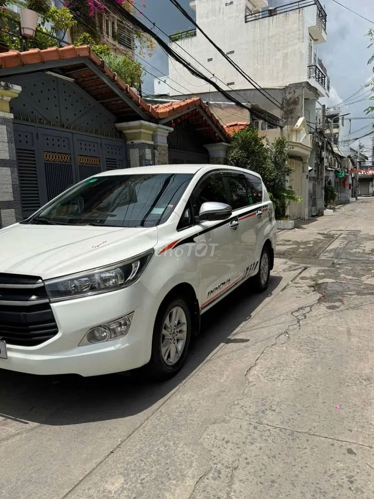 Toyota Innova 2019 photo 3