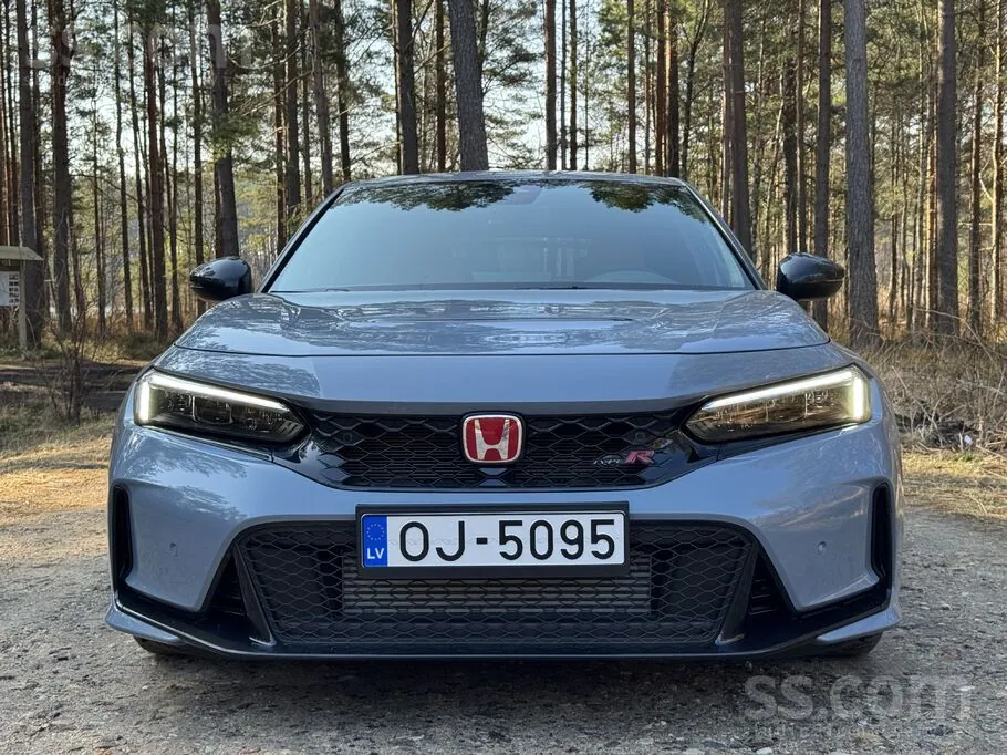 Honda Civic Type R 2025 photo 2