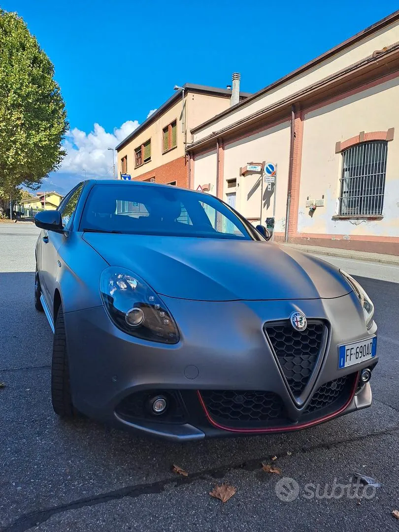 Alfa Romeo Giulietta 2016 photo 2