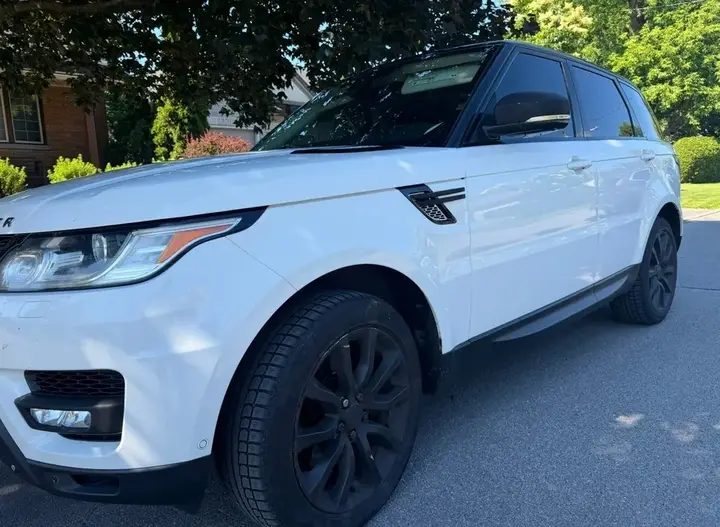 Land Rover Range Rover Sport 2014 photo 2