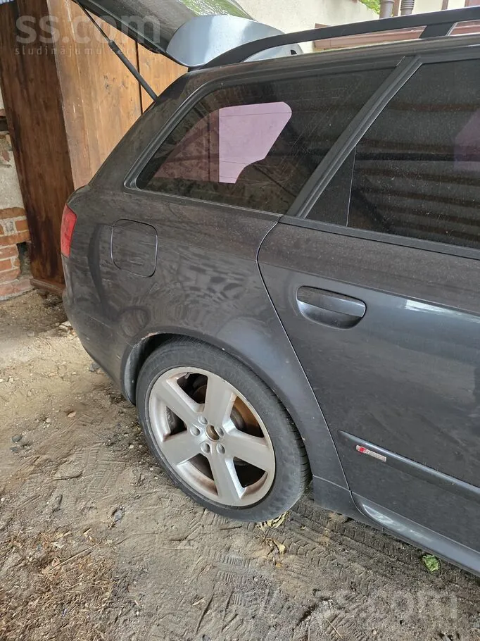 Audi A4 2005 photo 5