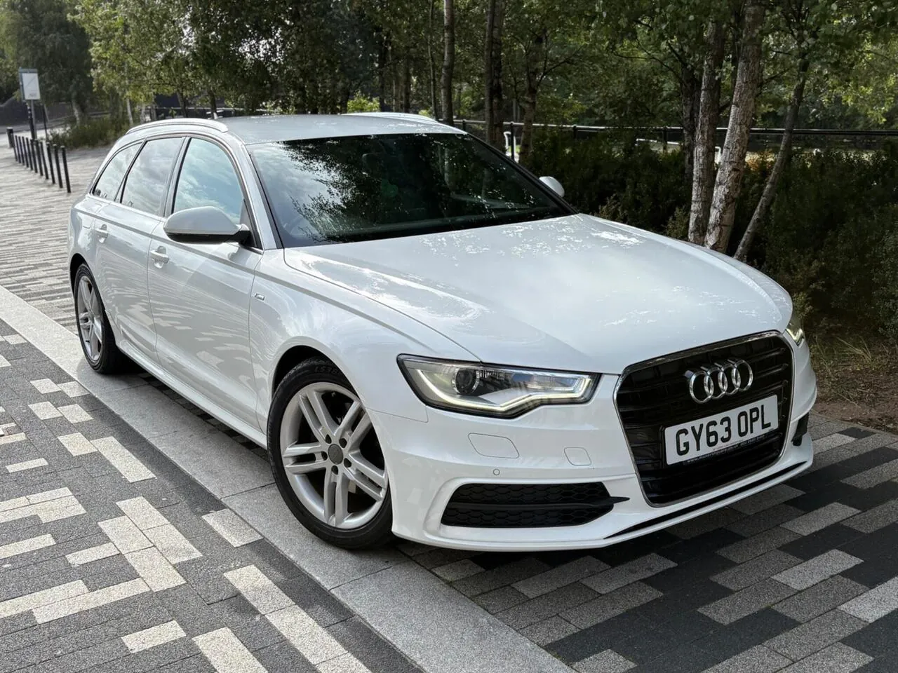 Audi A6 Avant 2013 photo 2